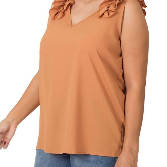 top with ruffle trim - Picture 4 of 5